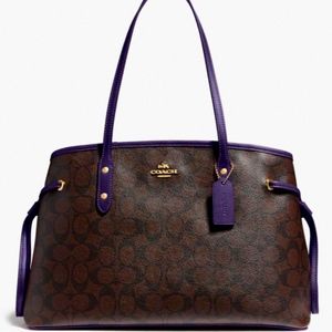 Drawstring Carryall In Signature Canvas